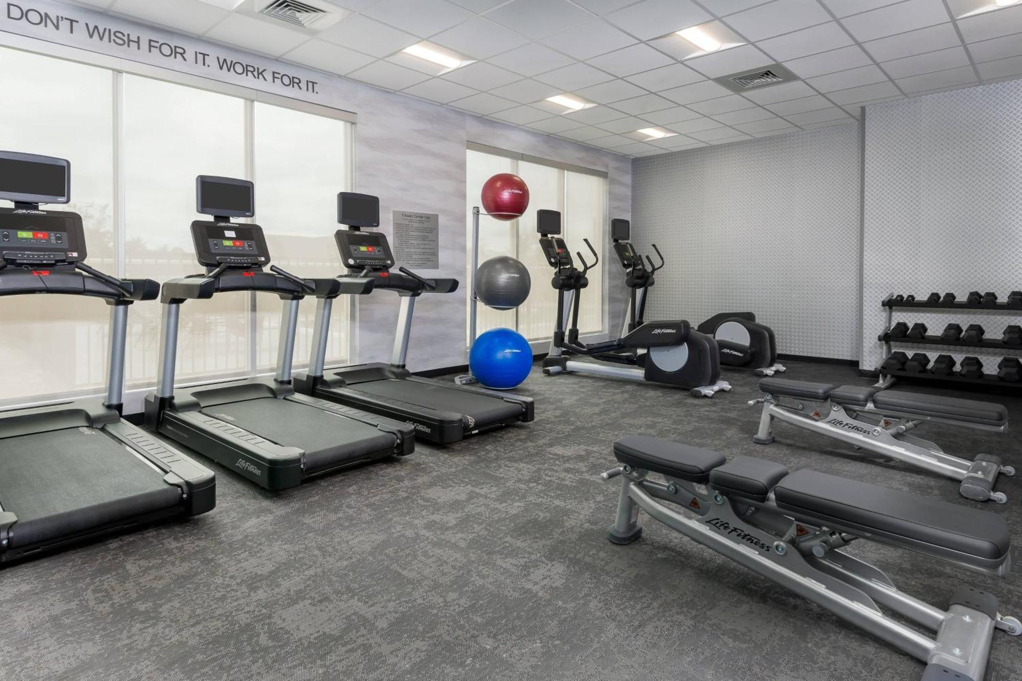 Fairfield Inn & Suites Charlotte מונרו מראה חיצוני תמונה