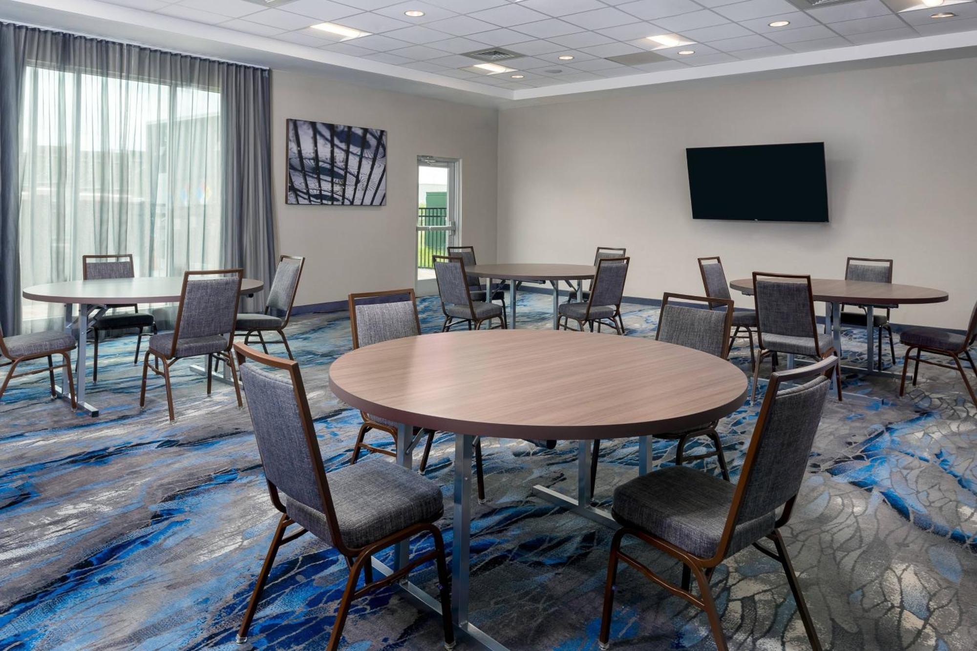 Fairfield Inn & Suites Charlotte מונרו מראה חיצוני תמונה